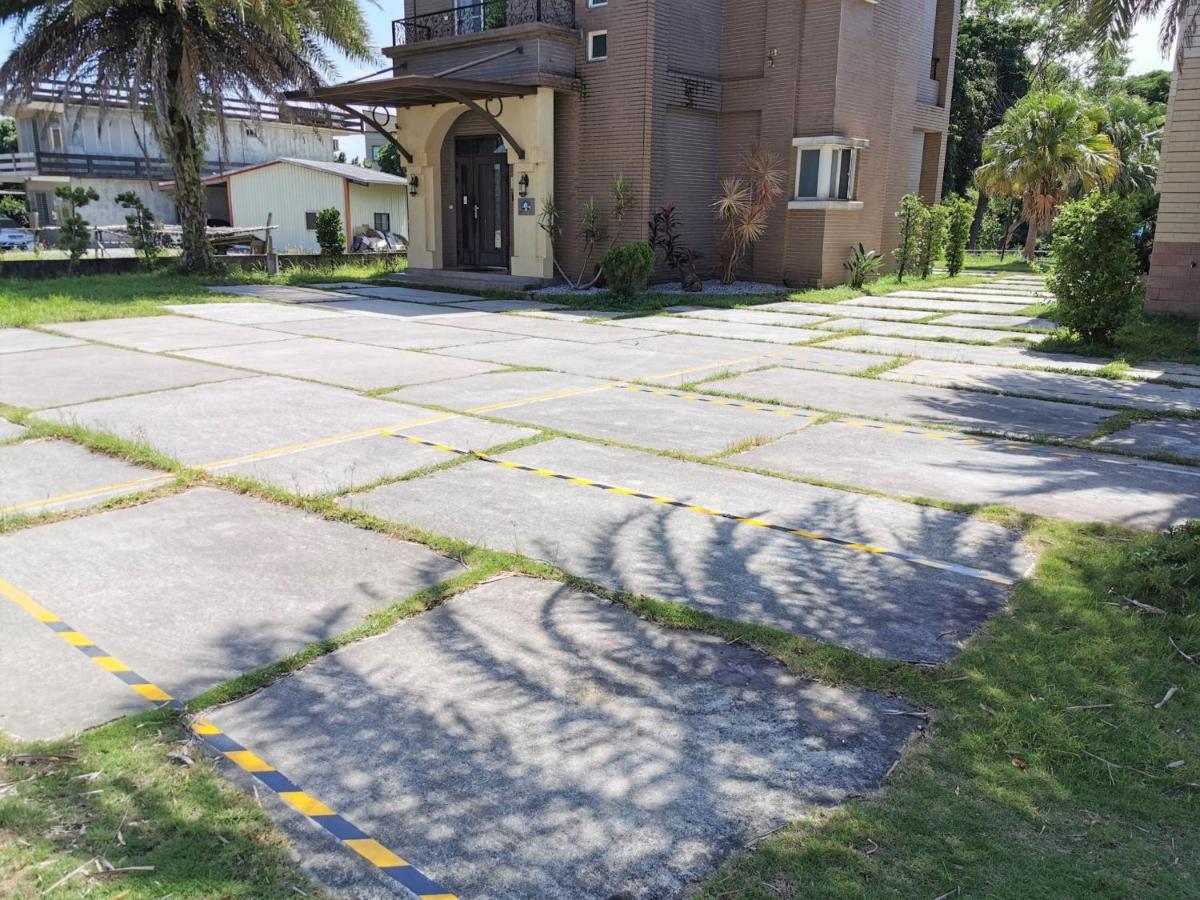 Yilan Beitou No.117 Acomodação com café da manhã Luodong Exterior foto
